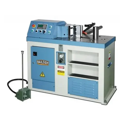1004703 Baileigh 220V 3Ph 45 Ton Horizontal Press Break