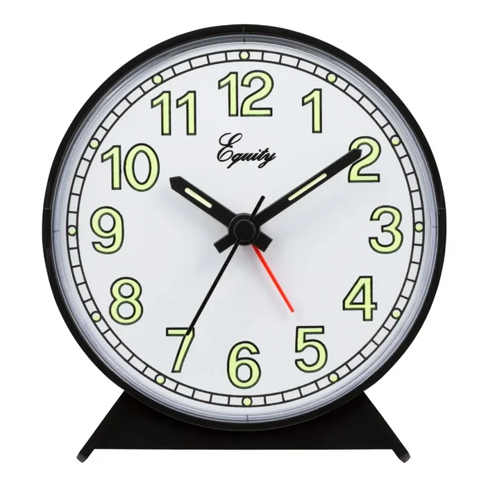 LaCrosse Technology 14077 Easy-to-Read Analog Alarm Clock