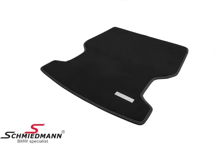 Trunk mat original Schmiedmann -Exclusive- black extra thick quality with a metal emblem and white double sewings